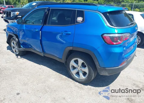 2018 Jeep Compass Latitude Fwd z USA, uszkodzony, nr VIN 3C4NJCBB1JT338496